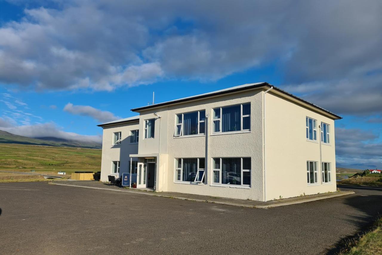 Hlin Guesthouse Varmahlíð Exteriör bild